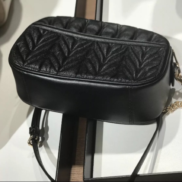 SOLD ⛔️Authentic COACH quilted Leather Crossbody - Picture 7 of 7